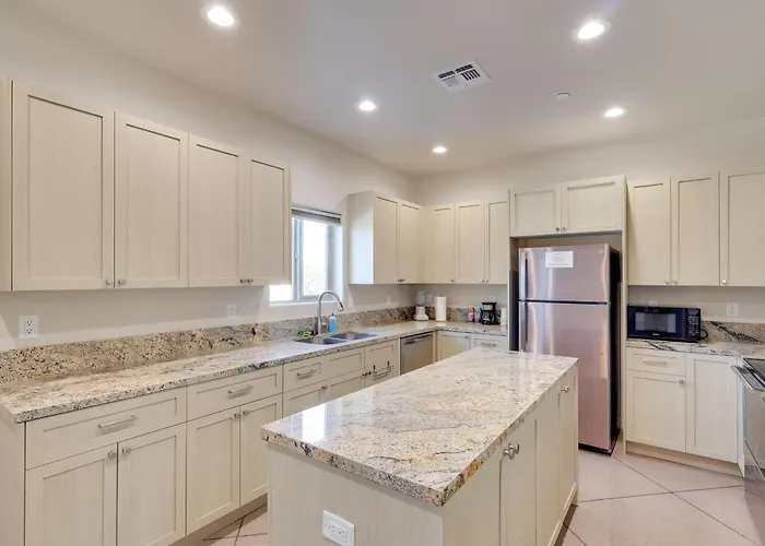 Desert Escape Near Havasu & London Bridge! Apartment Lake Havasu City