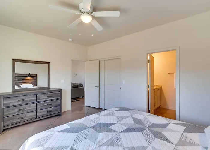 Desert Escape Near Havasu & London Bridge! Apartment *